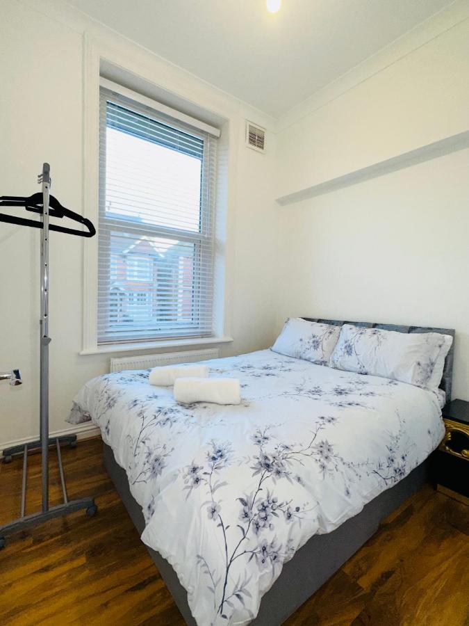 Newly Refurbished Two Bedrooms Flat St Leonards-on-Sea Exterior foto